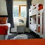 Holiday home The West Barn Near Bath, Sleeps 24 And 2 Hot Tubs *