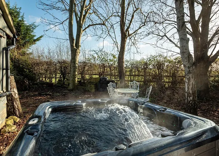 The West Barn Near Bath, Sleeps 24 And 2 Hot Tubs Bristol