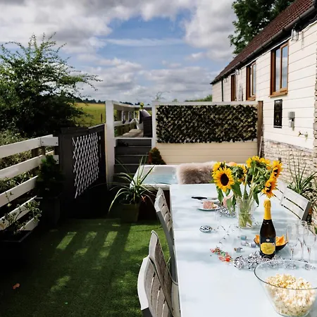 The West Barn Near Bath, Sleeps 24 And 2 Hot Tubs Bristol