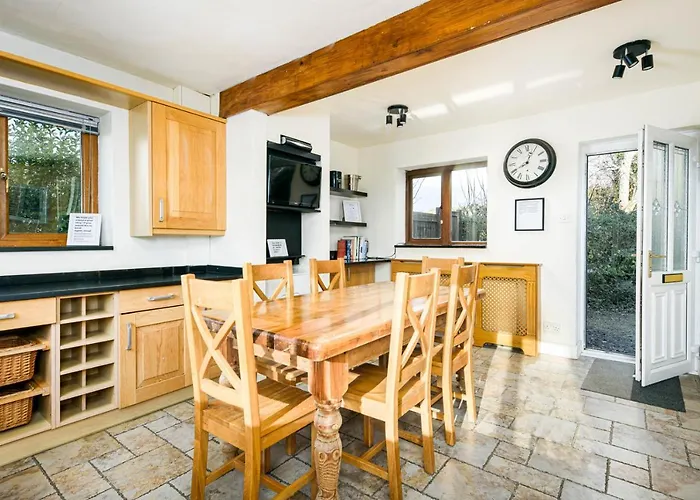 Holiday home The West Barn Near Bath, Sleeps 24 And 2 Hot Tubs Bristol