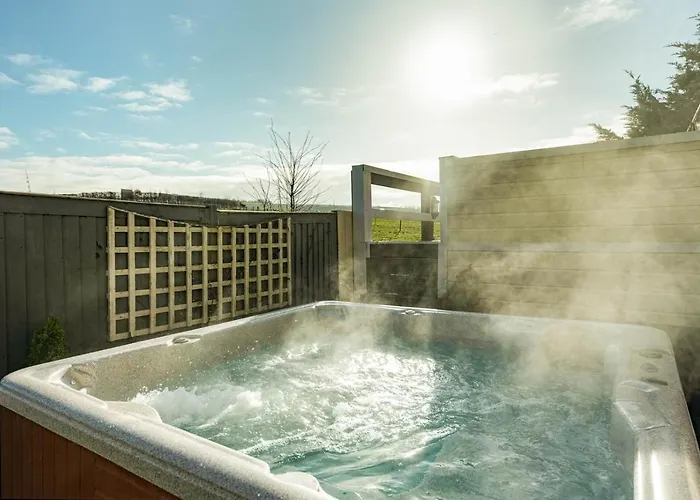 Holiday home The West Barn Near Bath, Sleeps 24 And 2 Hot Tubs *